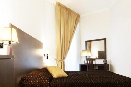 Roman Residence - image 15