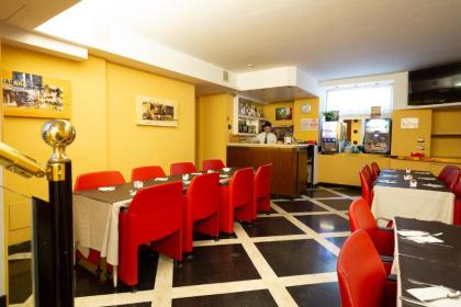 Cervara Park Hotel - image 18