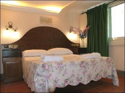 Okapi Rooms - image 15