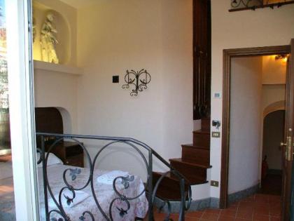 Okapi Rooms - image 19