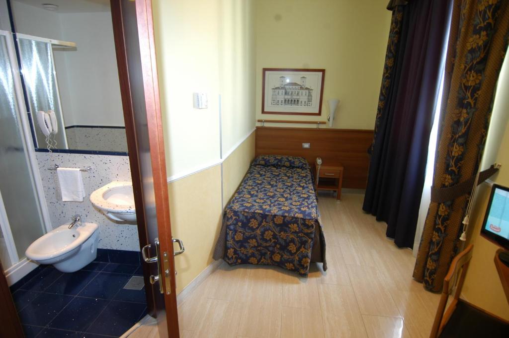 Hotel Windrose - image 5