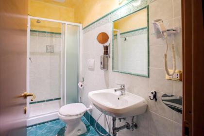 Hostel Legends - image 9