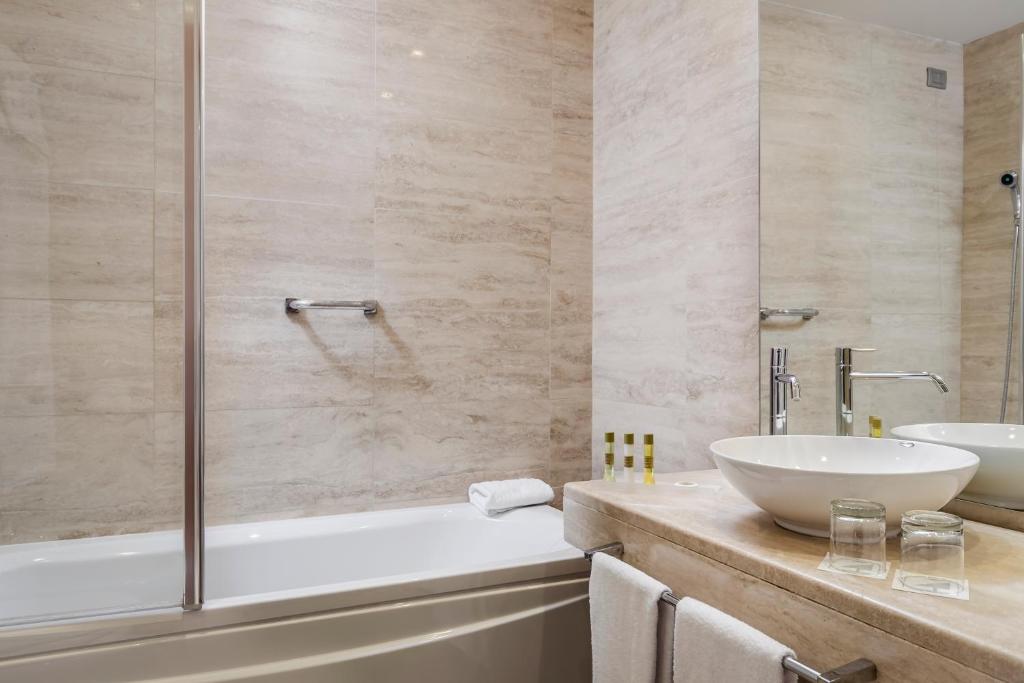 Eurostars Roma Aeterna Hotel - image 6