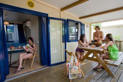 Roma Camping in Town - image 6