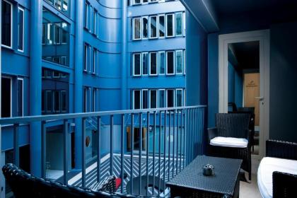Iq Hotel Roma - image 15