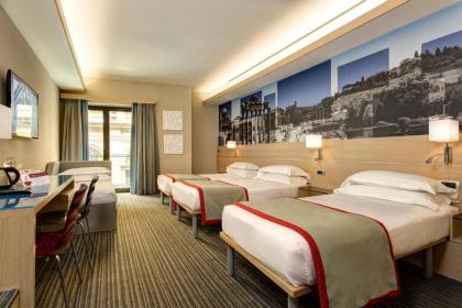 Iq Hotel Roma - image 20