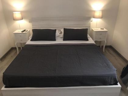 Angolo di Roma Guest house - image 19