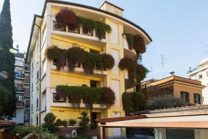 Patrizia Romana Palace - image 13