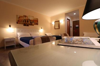 Rome To Stay - image 20