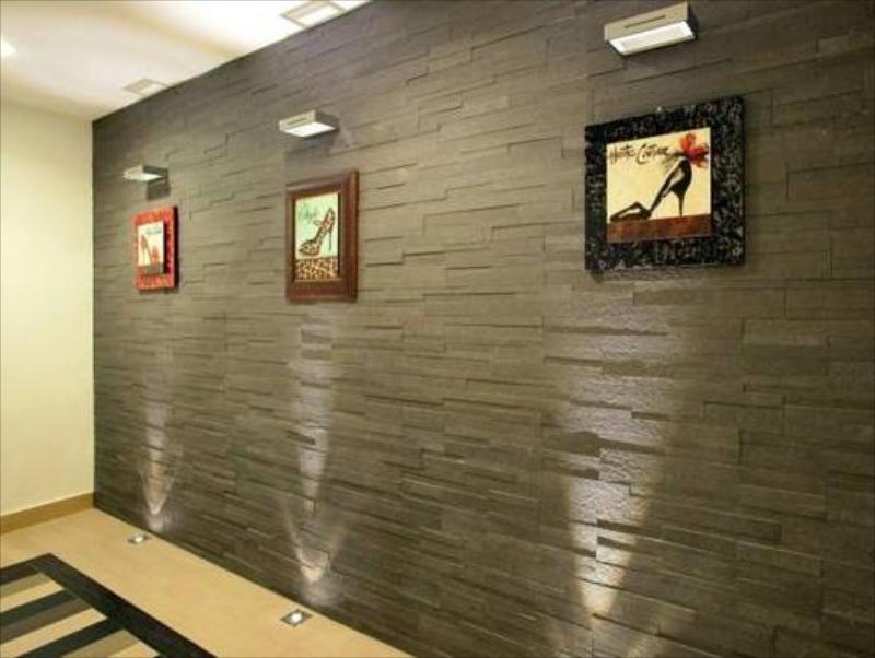 Class House - image 2