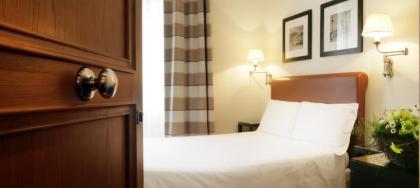 Hotel Albergo Santa Chiara - image 1