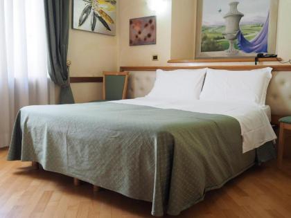 Hotel Regina Margherita - image 17