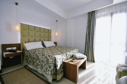 OC Hotel - image 10