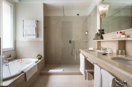 Hassler Roma - image 16
