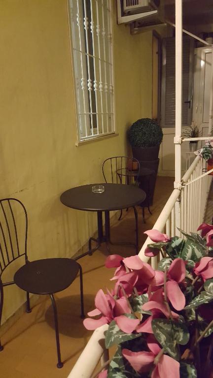 Suite 36 - NEW OPENING - image 2