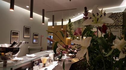 Monti Palace Hotel - image 10