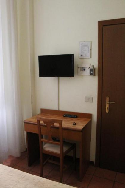 Hotel Pomezia - image 5