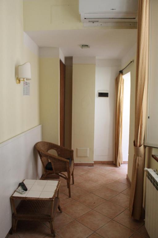 Hotel Pomezia - image 6