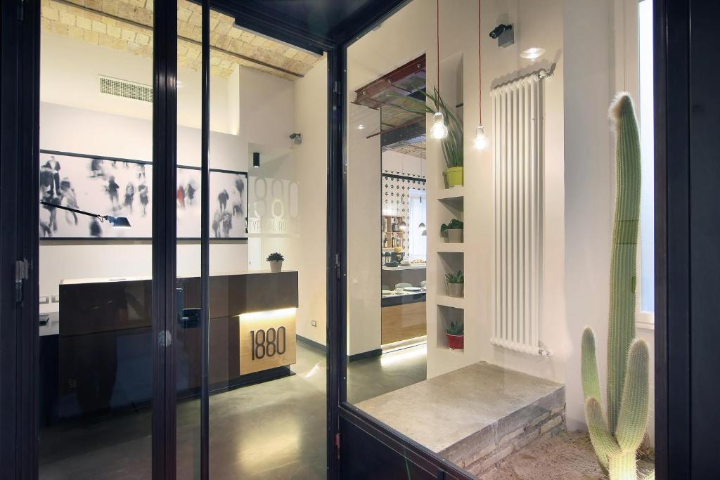Atypical Rooms - main image