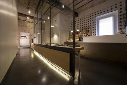 Atypical Rooms - image 17