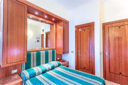Raeli Hotel Regio - image 20