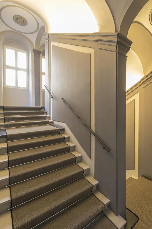 Rome Style Hotel - image 7