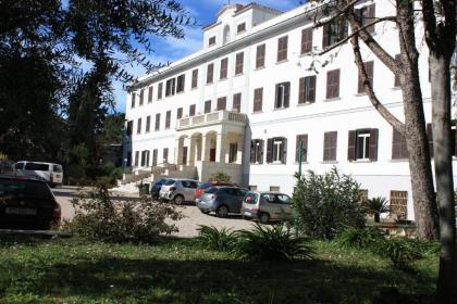Ostello Villa Monte Mario - image 1