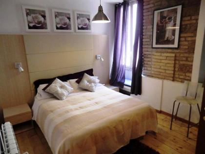 Caesar's Rooms - image 3