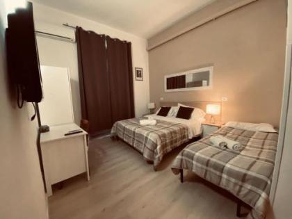 Freedom Traveller Hostel - image 9