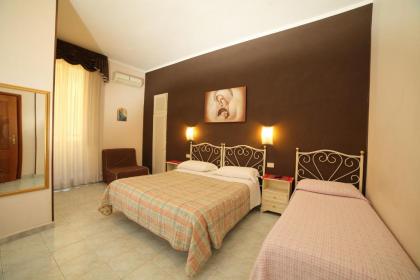 Hotel Giugiù - image 18