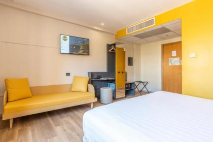 B&B Hotel Roma Tuscolana San Giovanni - image 12