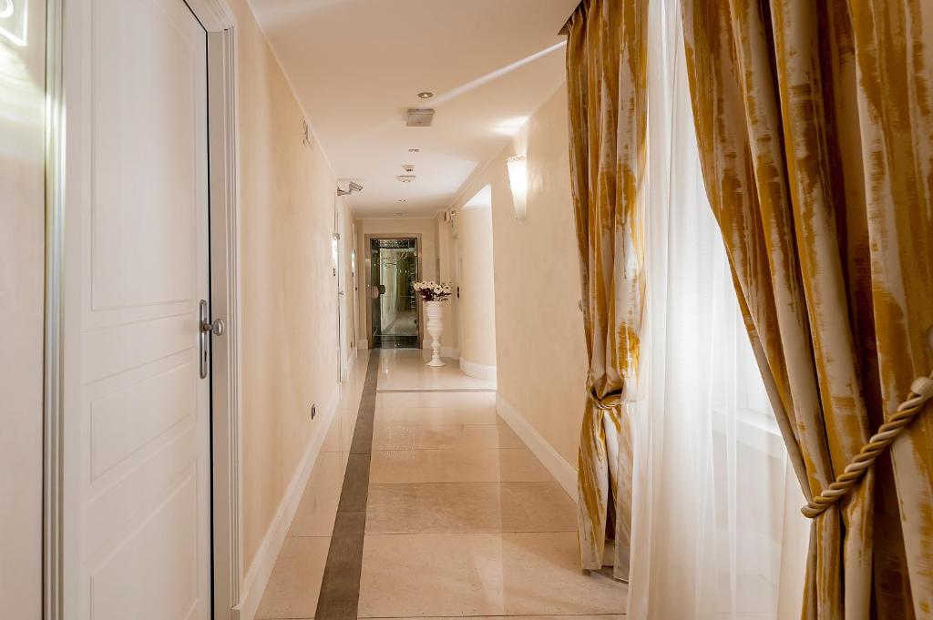 Demetra Hotel - image 4