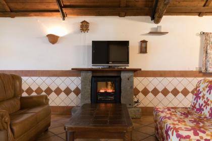 Country Apartments - image 21