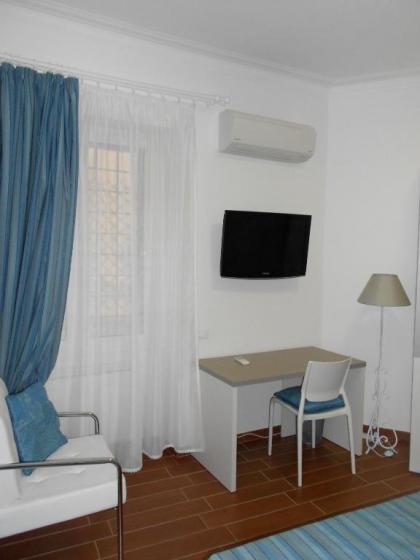 B&B Five - image 14