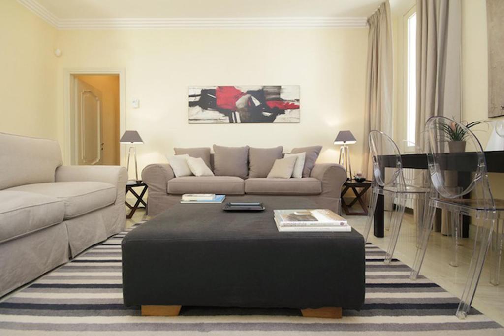 Crispi Luxury Apartments - My Extra Home - image 5