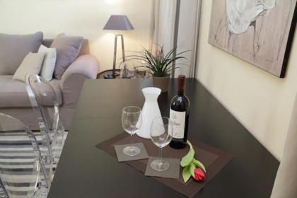 Crispi Luxury Apartments - My Extra Home - image 8