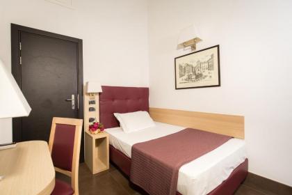 SuitInn19 - image 18