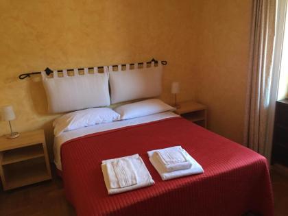 Flavia Rooftop Apartments - image 6