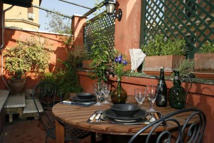 Flavia Rooftop Apartments - image 8