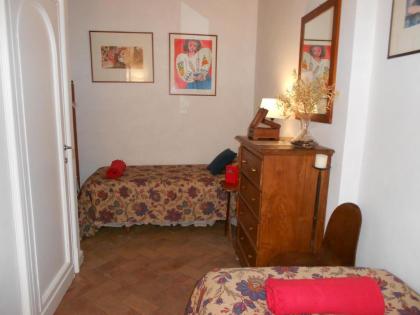 Boutique Grifone - image 19