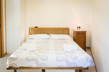 Flatinrome Residence Fiera - image 15