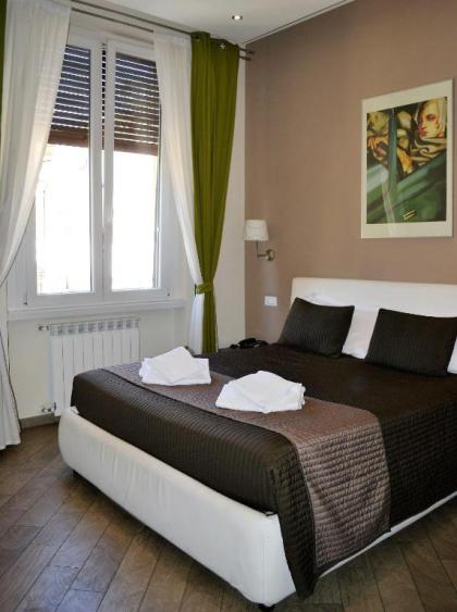 Mia Suites - image 11