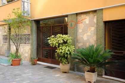 Honey Rooms - image 17