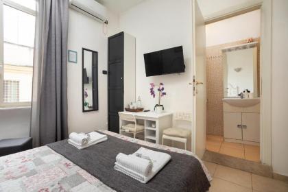 Cicero Rome Center Bed and Breakfast - image 3