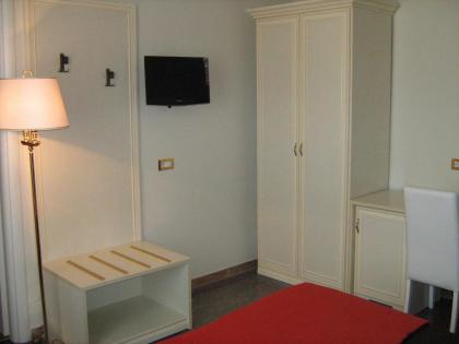 Appia Nuova Holiday B&B - image 6