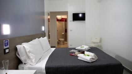 Tiburtina Royal Suites - image 19