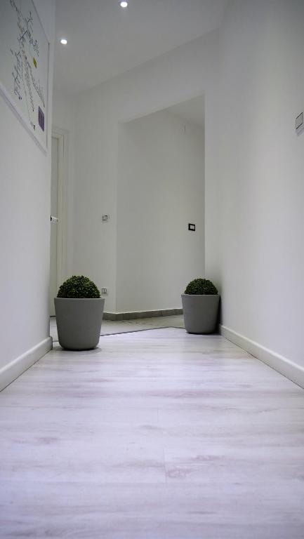 Tiburtina Royal Suites - image 4