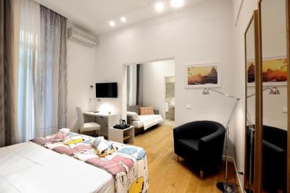 Sofia's Suites Guesthouse - image 1