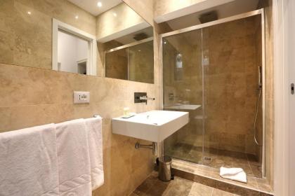Sofia's Suites Guesthouse - image 2