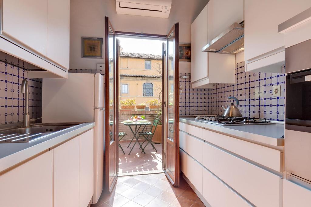 Rome as you feel - Luxury Cappellari Apartment - image 4